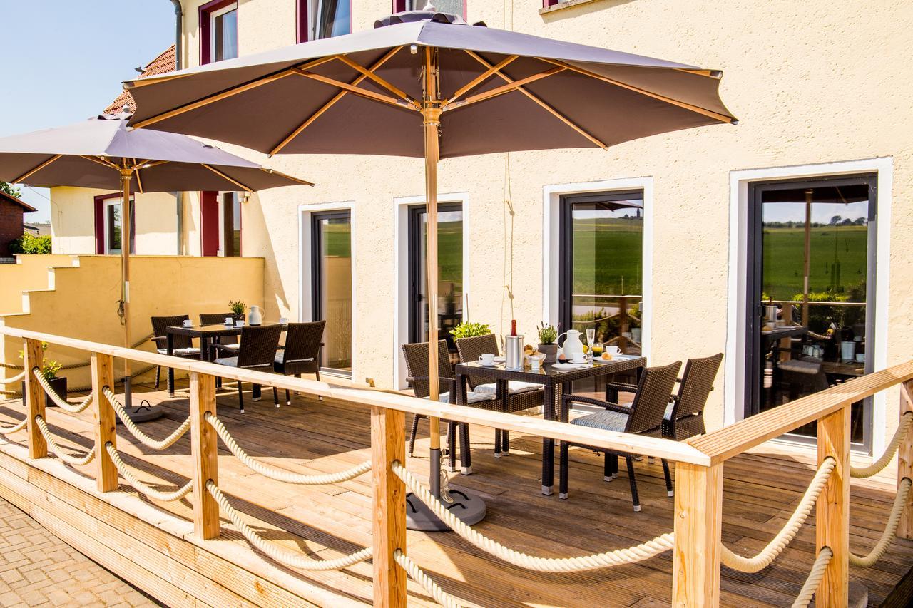 Pension Zum Riedensee Bastorf Exterior photo